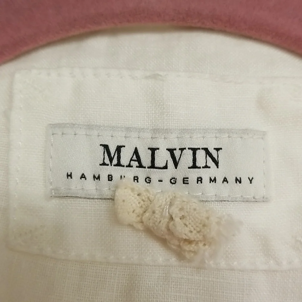 💛Malvin I 🖤 Linen Tunic / Coverup with Crochet Neckline - Picture 7 of 13